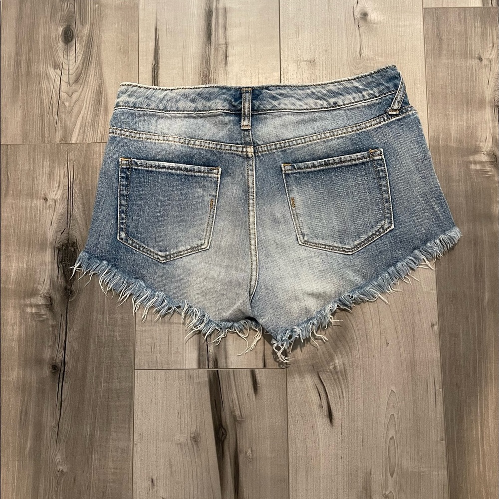Mossimo High Rise Short Short - Picture 2 of 3
